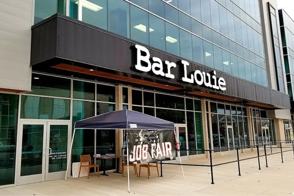 Bar Louie Happy Hour